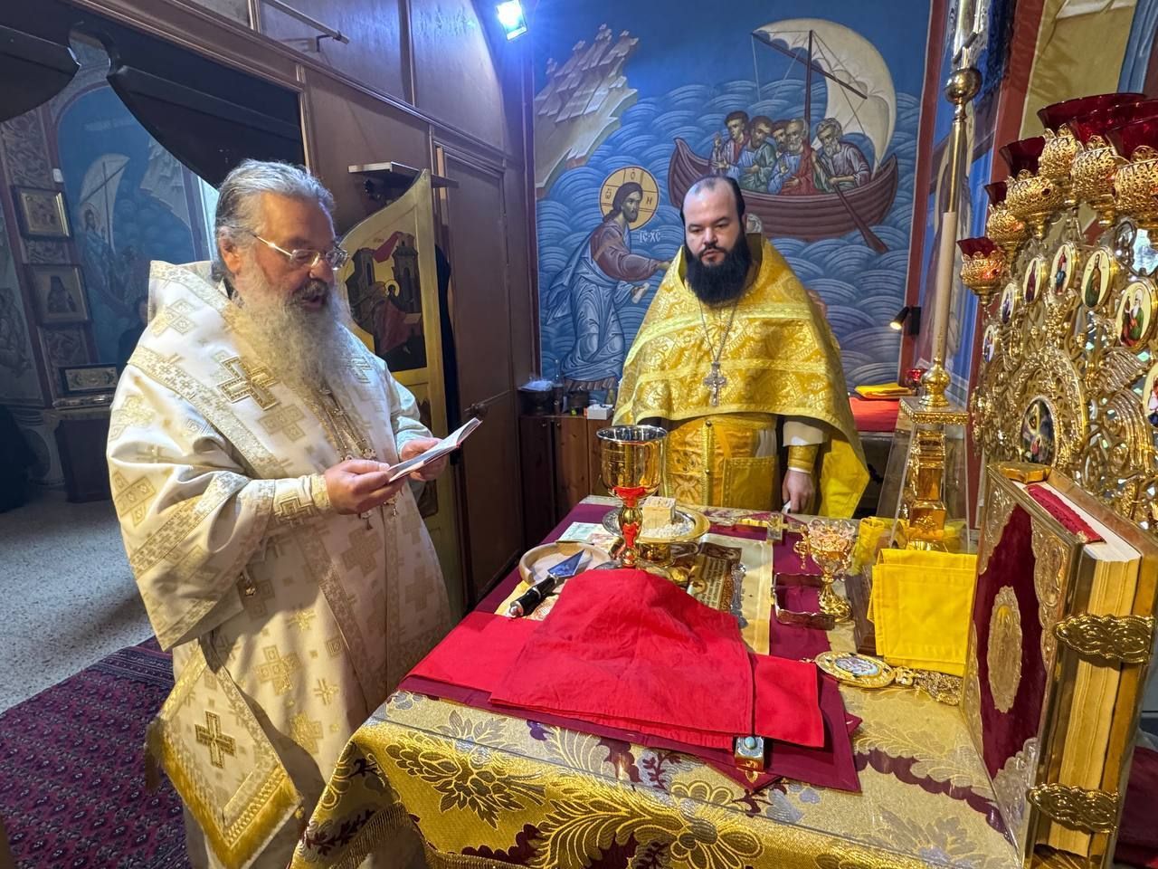 Митрополит Кирилл совершил Литургию на Марии-Магдалинском подворье Горненского монастыря