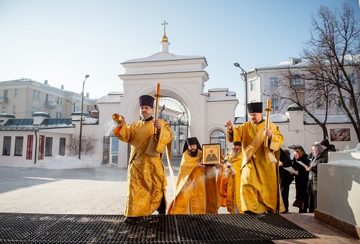 В Казанский Богородицкий монастырь доставлен образ блаженной Матроны Московской с частицей её мощей